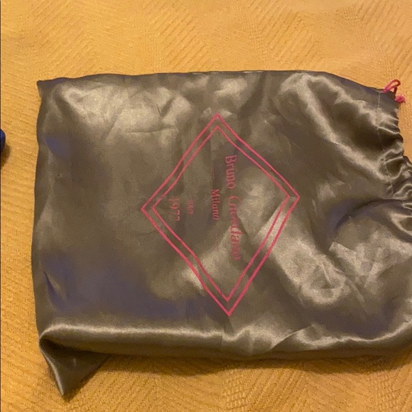 A set of shoe and bag - Picture 10 of 12